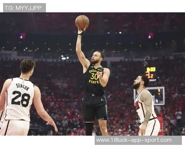 科尔赞库里状态出色节奏与体能均表现优异